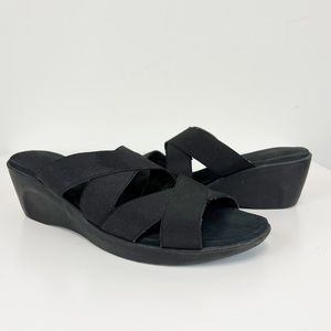 MUNRO Black Weave Slip On Wedge Sandal Size 9.5